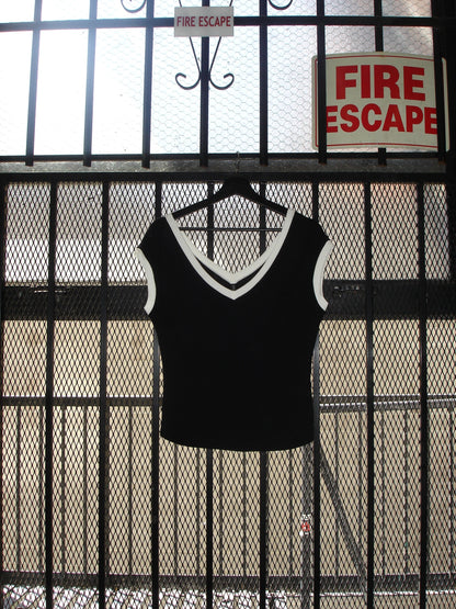 CLASSIC V-NECK TANK